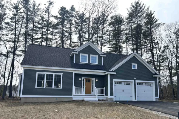 $935,900 | 28 Summerwind Place, Unit 1, Greenland, NH 03840