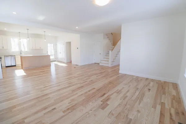 $935,900 | 28 Summerwind Place, Unit 1, Greenland, NH 03840