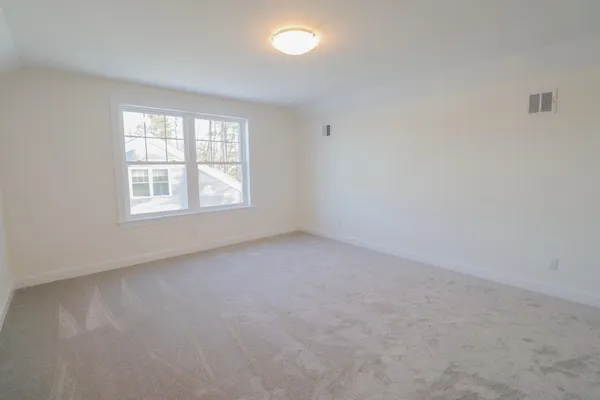$935,900 | 28 Summerwind Place, Unit 1, Greenland, NH 03840