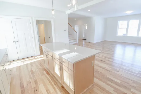 $935,900 | 28 Summerwind Place, Unit 1, Greenland, NH 03840