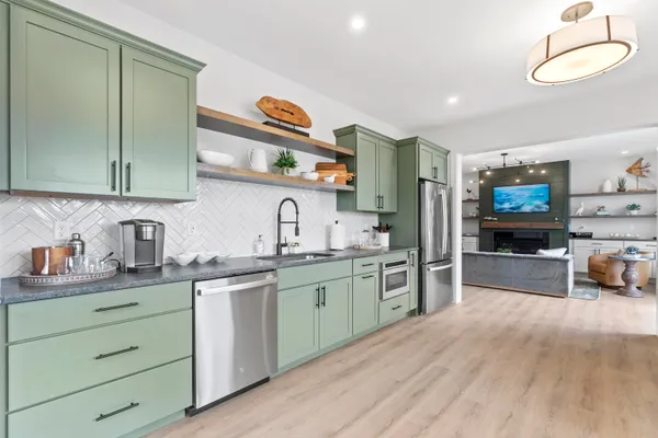 $935,900 | 28 Summerwind Place, Unit 1, Greenland, NH 03840