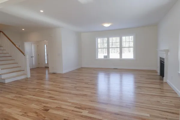 $935,900 | 28 Summerwind Place, Unit 1, Greenland, NH 03840