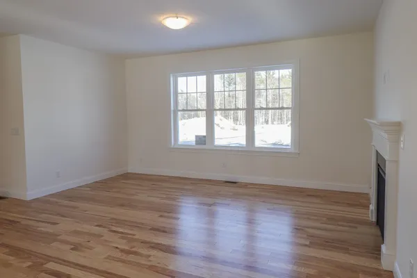 $935,900 | 28 Summerwind Place, Unit 1, Greenland, NH 03840