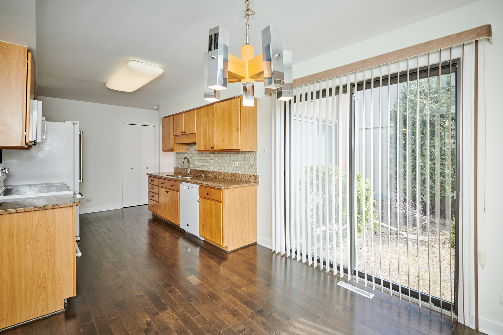 3035 Rennes Court Northbrook, IL 60062 - Photo 15 of 53