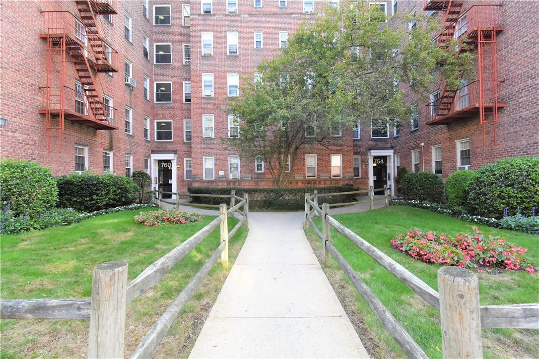 754 Bronx River Road, Unit B38 Yonkers, NY 10708 - Photo 1 of 1 Gallery Image 1