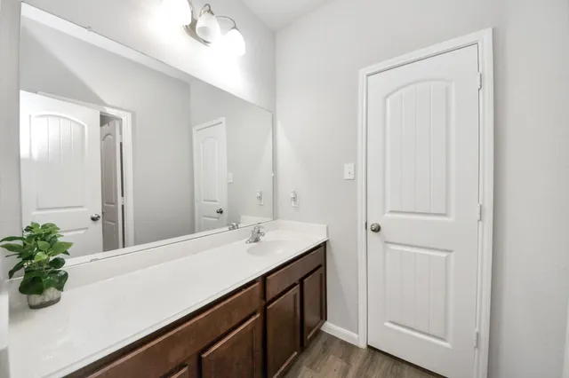 $329,000 | 19126 Hidden Arbor Drive, Manvel, TX 77578