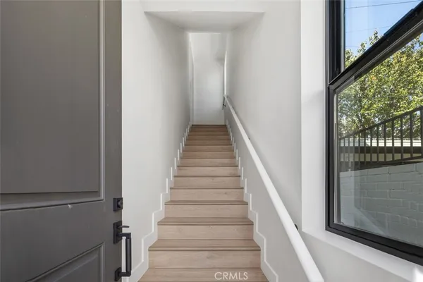 $2,850 | 5061 1/2 Cartwright Avenue, North Hollywood, CA 91601