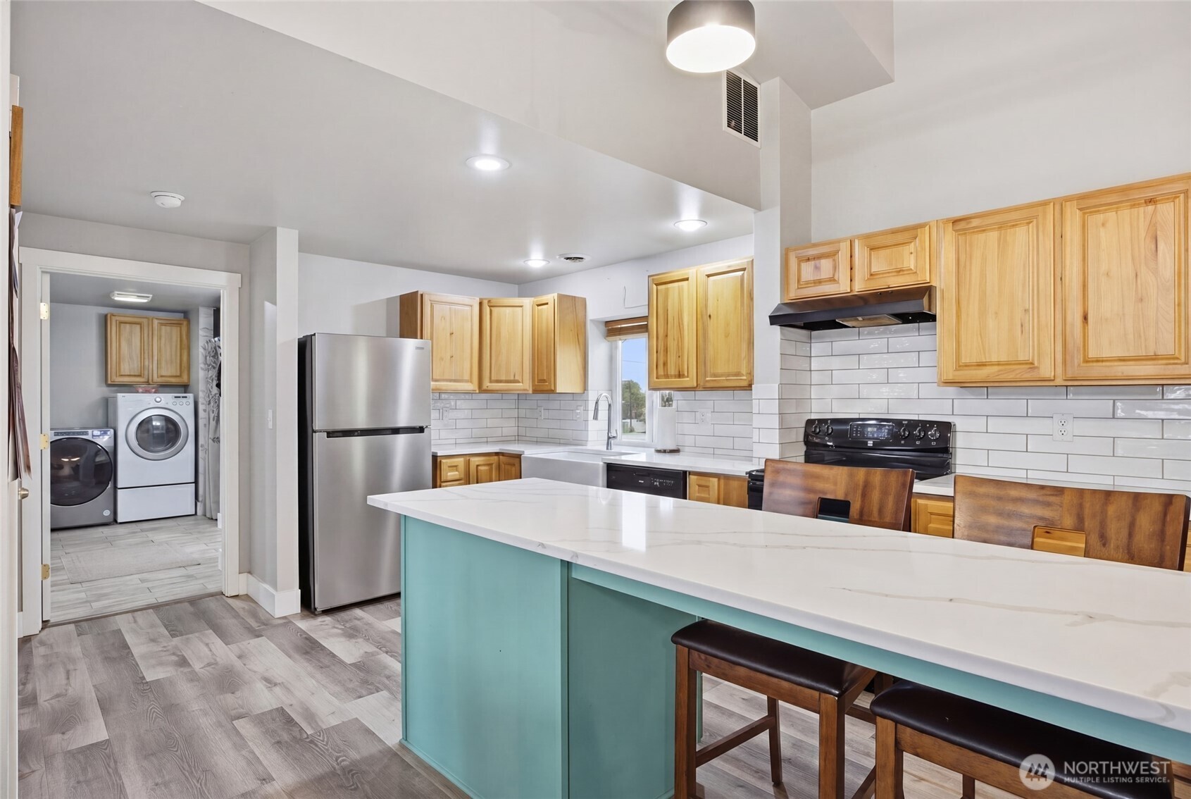 5601 Rd K Northeast Moses Lake, WA 98837 - Photo 13 of 39