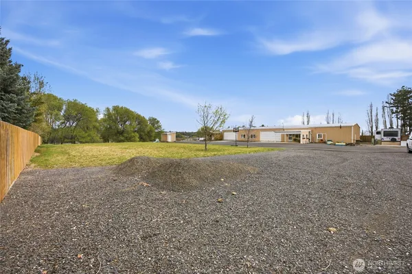 a view of a swimming pool and lake view