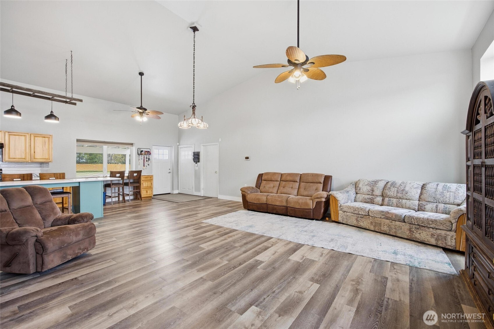 5601 Rd K Northeast Moses Lake, WA 98837 - Photo 8 of 39