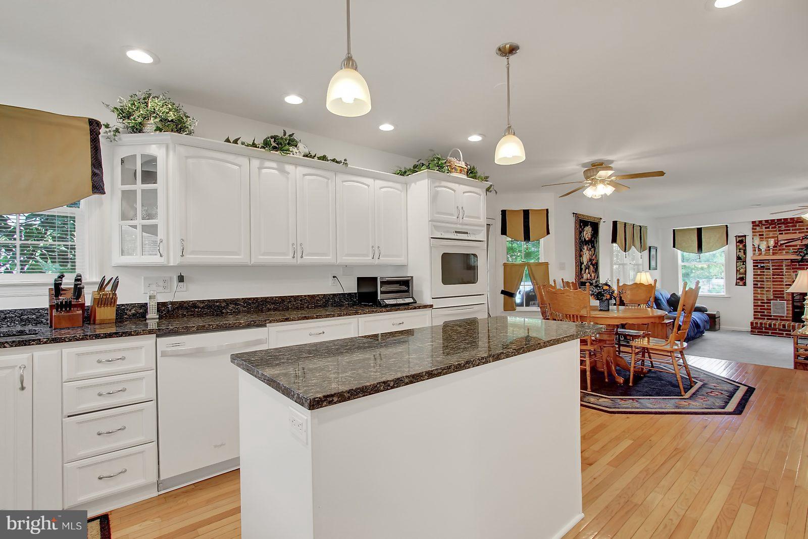 506 Paradise Road Aberdeen, MD 21001 - Photo 11 of 30 Kitchen