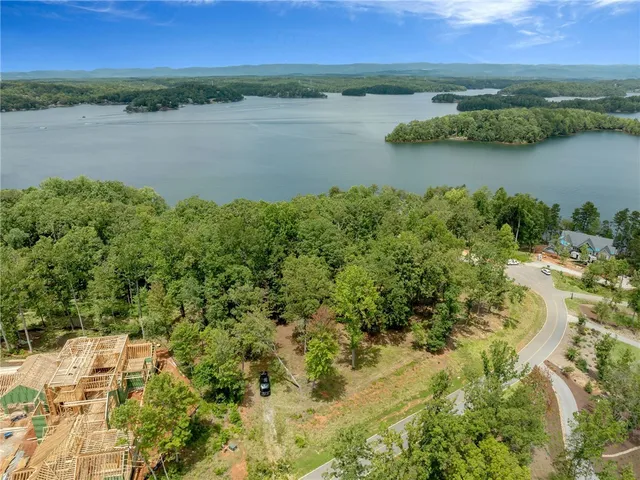 $795,000 | 535 Hvn Hl Lane, Six Mile, SC 29682