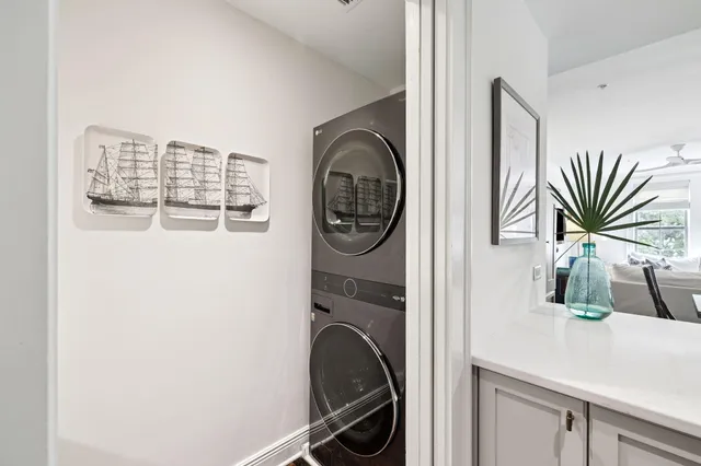 $2,075,000 | 104 North Barrett Square, Unit 2A, Rosemary Beach, FL 32461