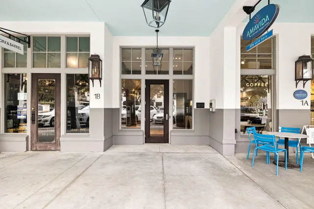 $2,075,000 | 104 North Barrett Square, Unit 2A, Rosemary Beach, FL 32461