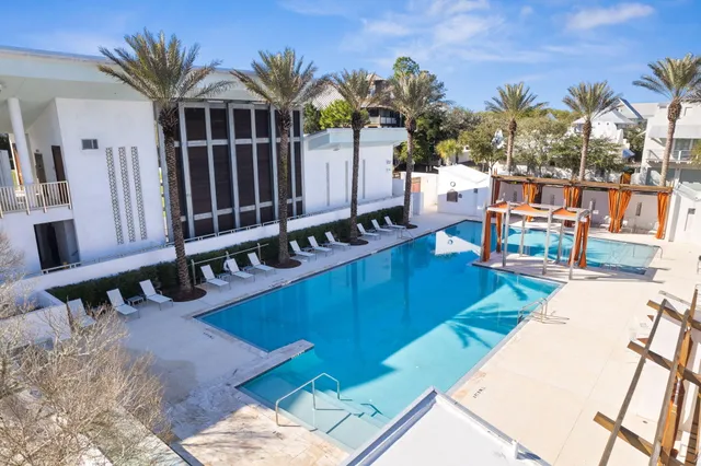 $2,075,000 | 104 North Barrett Square, Unit 2A, Rosemary Beach, FL 32461
