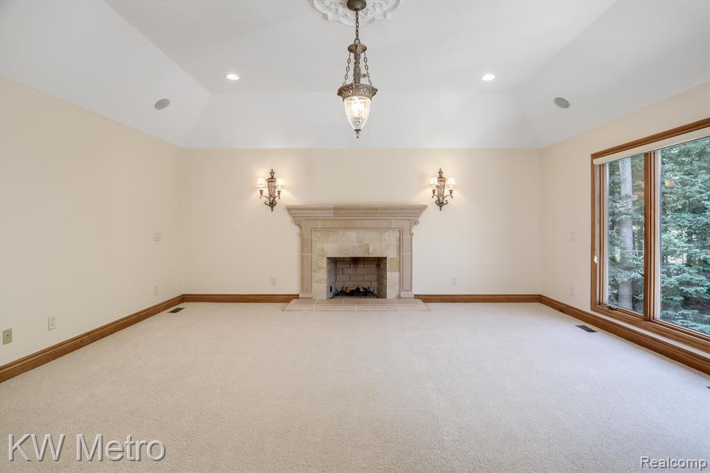 1553 Scenic Hollow Rochester, MI 48306 - Photo 27 of 65