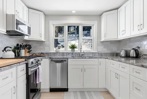 $879,900 | 43 Woodside Lane, Arlington, MA 02474