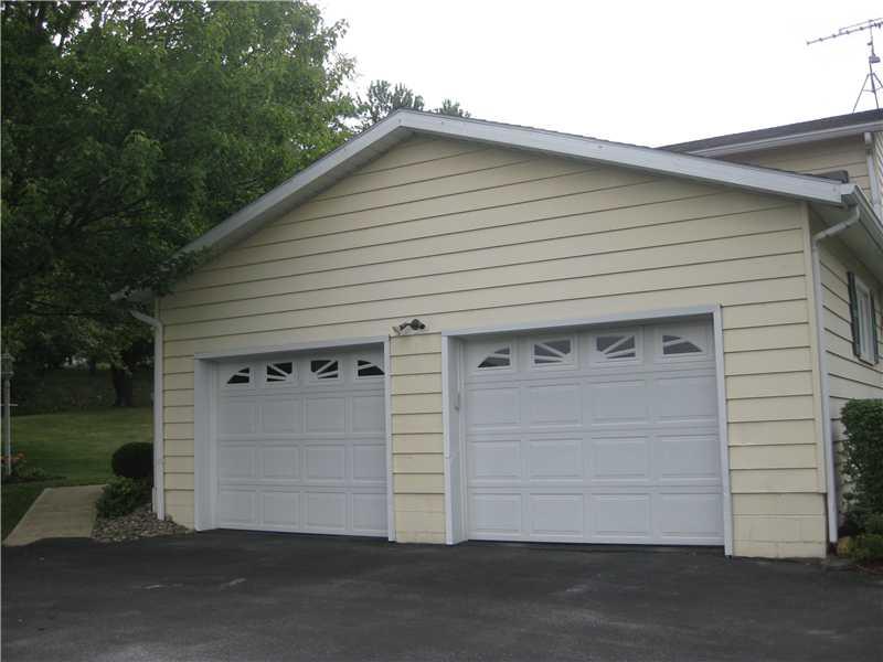 2941 Allen Bridge Road Indiana, PA 15701 - Photo 6 of 6 Parking Lot/Garage.