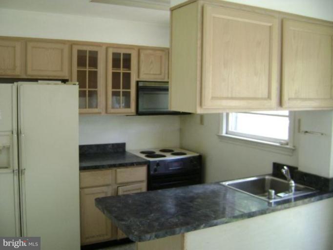 2707 Finch Street Silver Spring, MD 20902 - Photo 4 of 7 Kitchen