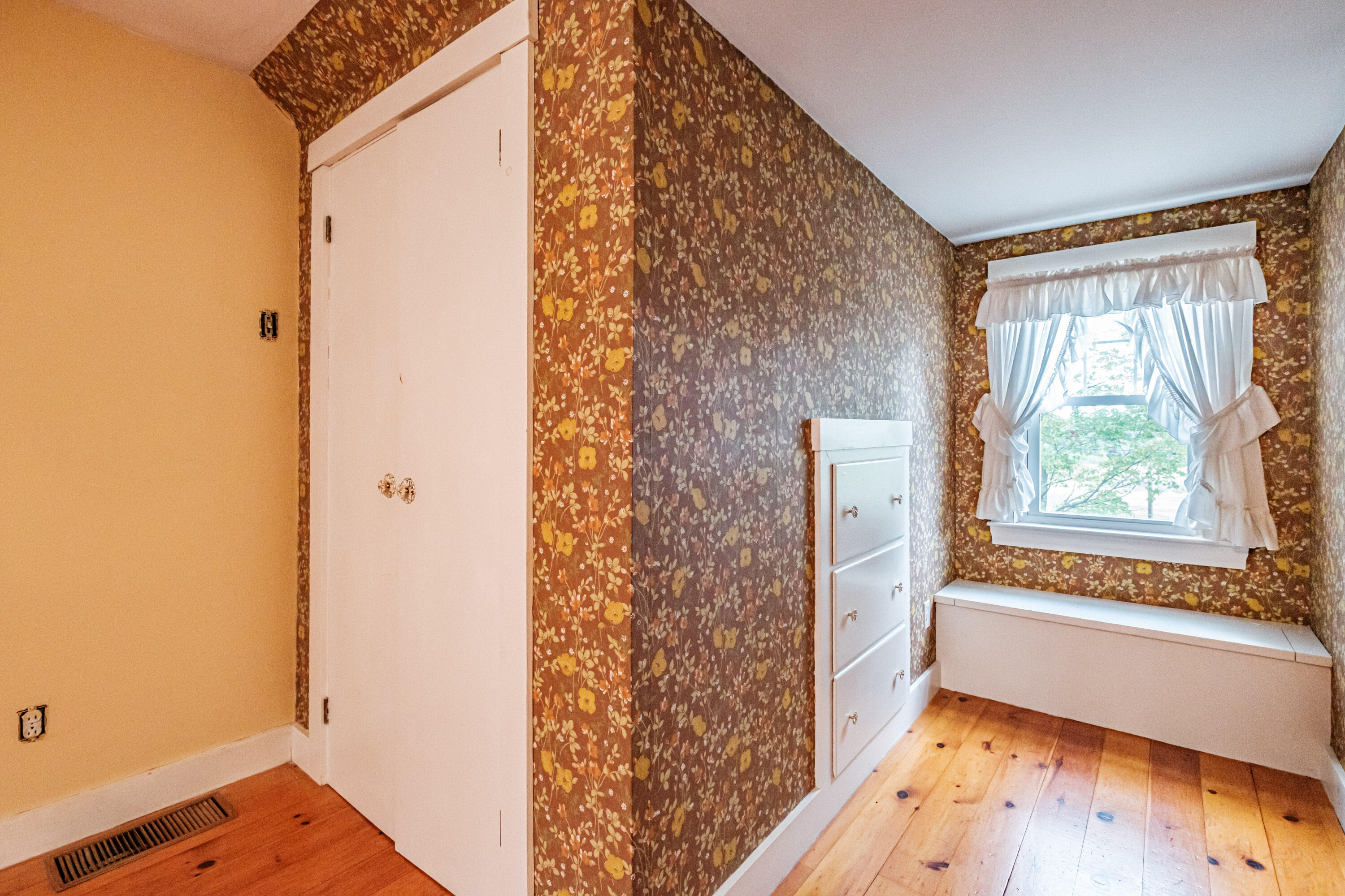 1222 Pequawket Trail Standish, ME 04085 - Photo 47 of 97 20250911gp-62054