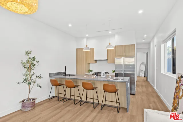 $6,495 | 1905 South Corning Street, Unit 2, Los Angeles, CA 90034