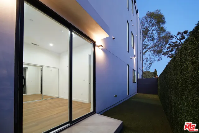 $6,495 | 1905 South Corning Street, Unit 2, Los Angeles, CA 90034