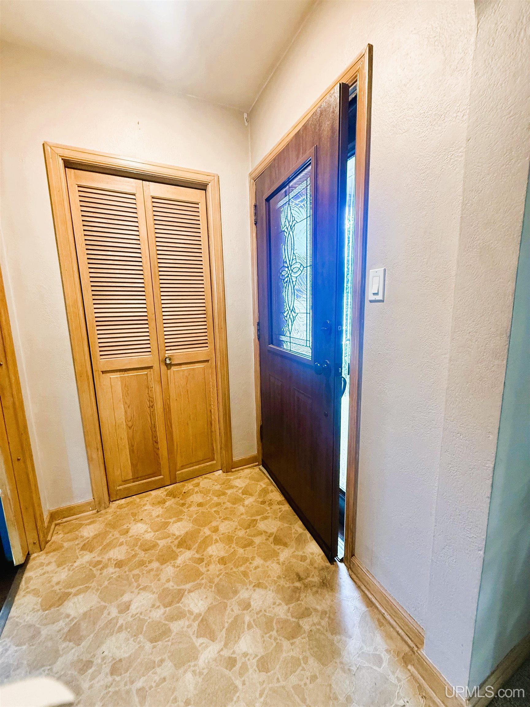 2064 River Street Niagara, WI 54151 - Photo 14 of 27 Gallery Image 14