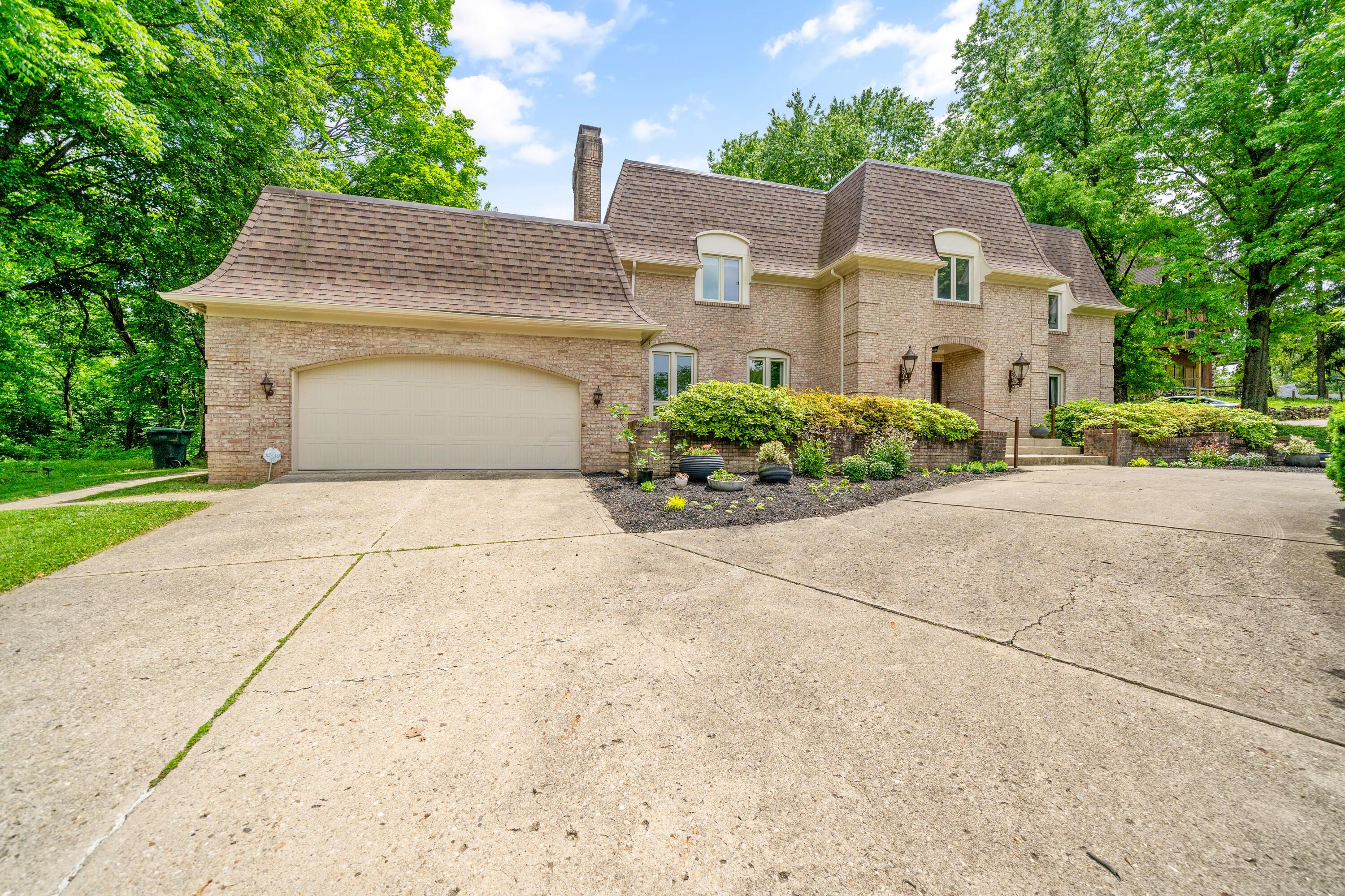 546 Indian Mound Road Columbus, OH 43213 - Photo 1 of 97