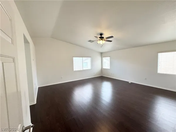 $2,300 | 73 Daisy Springs Court, Las Vegas, NV 89148