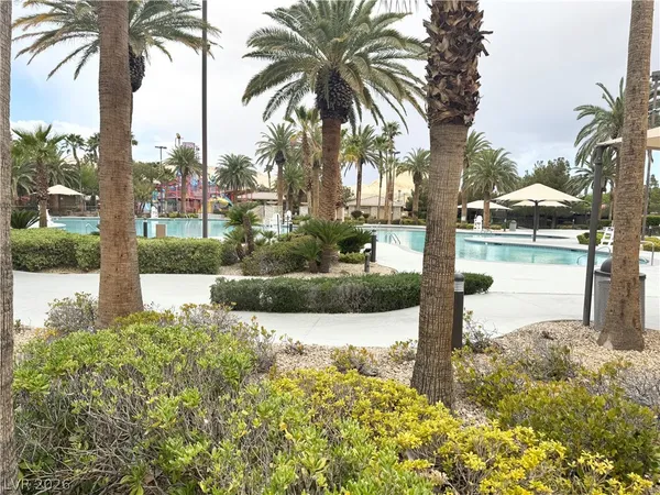 $2,300 | 73 Daisy Springs Court, Las Vegas, NV 89148