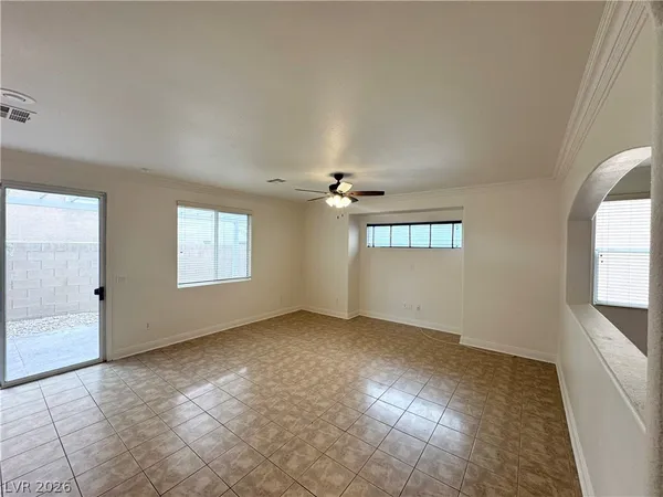 $2,300 | 73 Daisy Springs Court, Las Vegas, NV 89148