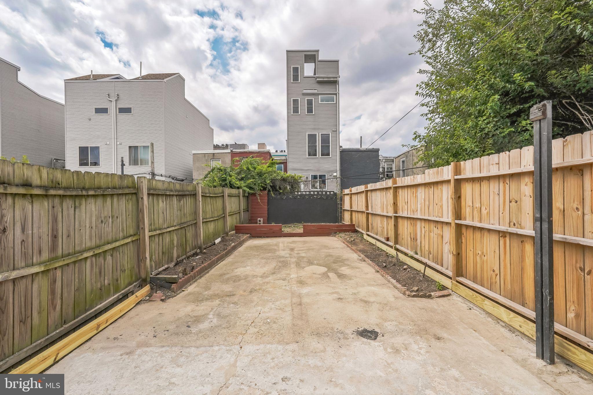 2020 East Cumberland Street Philadelphia, PA 19125 - Photo 33 of 36 a view of a wrought iron fences in front of house