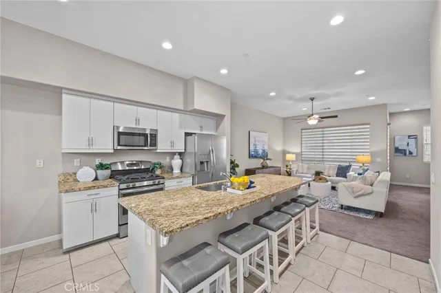 $638,000 | 762 Chandler Walk, Upland, CA 91786