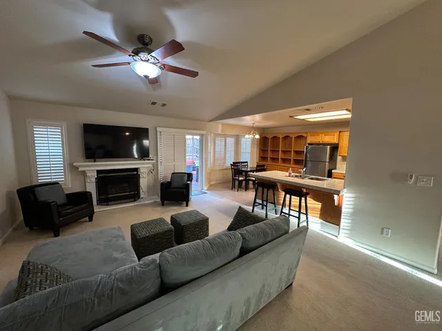 $400,000 | Undisclosed Address, Delano, CA 93215