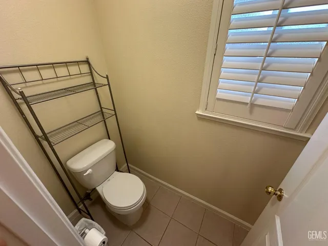 $400,000 | Undisclosed Address, Delano, CA 93215