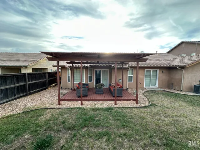 $400,000 | Undisclosed Address, Delano, CA 93215