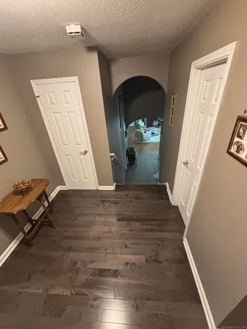 $739,999 | 80 Pine Hollow Drive, Middlebury, CT 06762