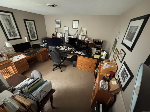 $739,999 | 80 Pine Hollow Drive, Middlebury, CT 06762