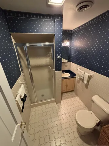 $739,999 | 80 Pine Hollow Drive, Middlebury, CT 06762