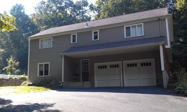 $739,999 | 80 Pine Hollow Drive, Middlebury, CT 06762