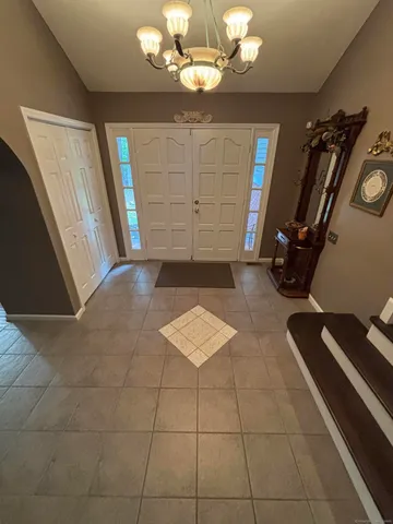 $739,999 | 80 Pine Hollow Drive, Middlebury, CT 06762