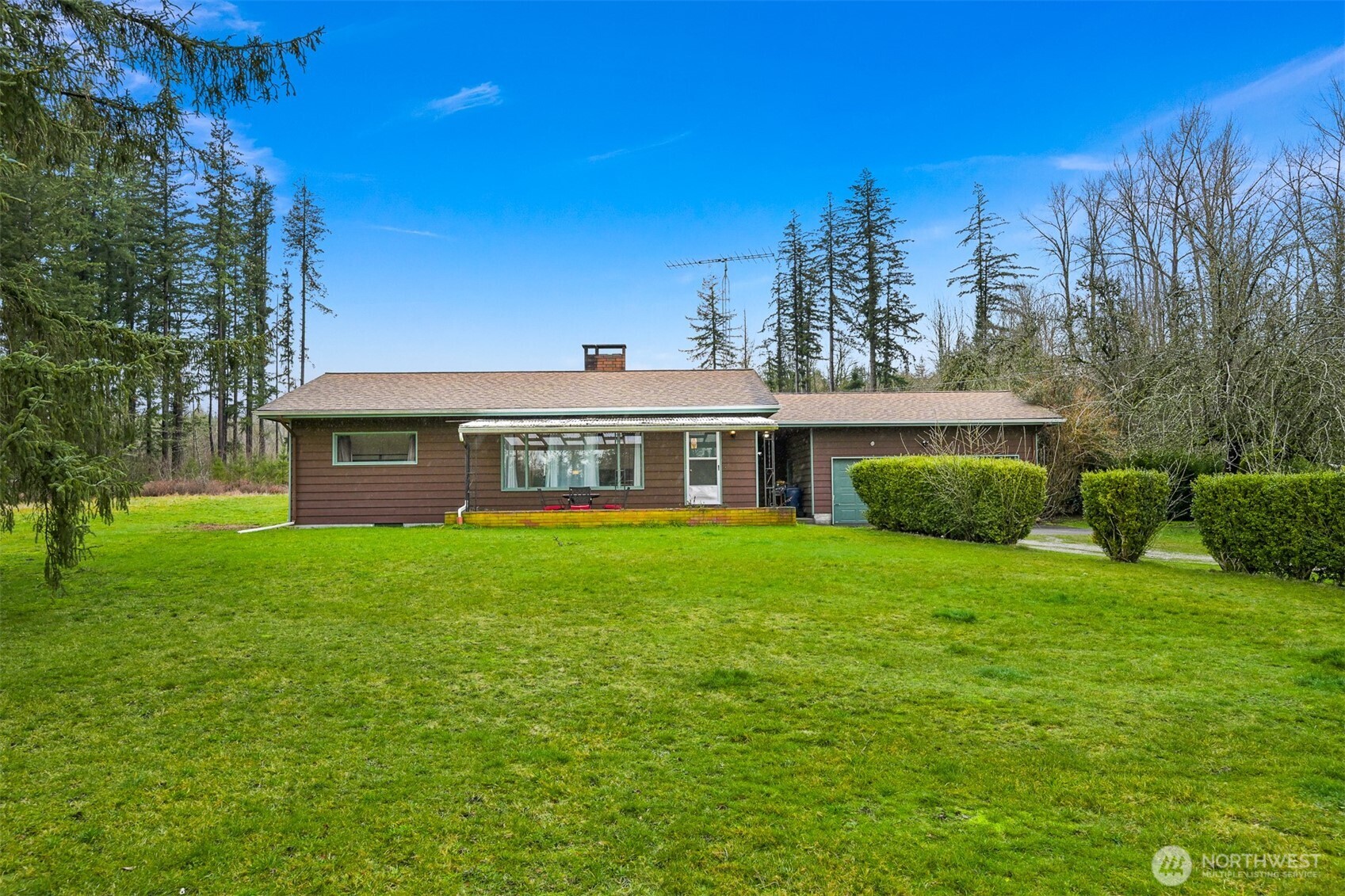 3302 Haynie Road Blaine, WA 98230 - Photo 1 of 39 Gallery Image 1