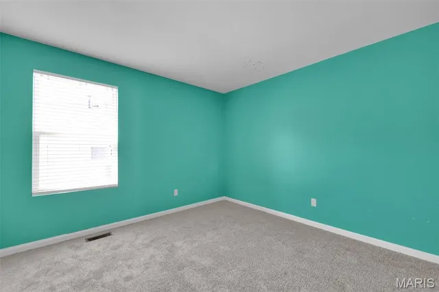 $275,000 | 12 Liberty Landing, Herculaneum, MO 63048