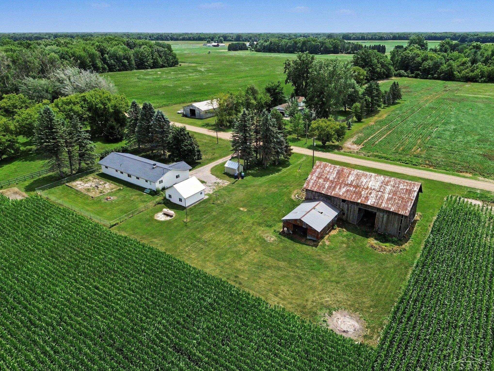 14460 Collier Road Hemlock, MI 48626 - Photo 33 of 35 Gallery Image 33