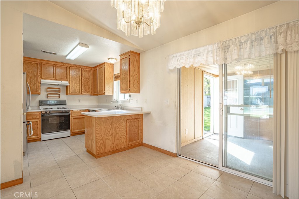 430 North Spring Street Susanville, CA 96130 - Photo 10 of 42