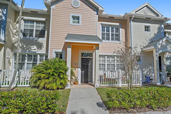 $565,000 | 105 Santiago Drive, Unit 102, Jupiter, FL 33458