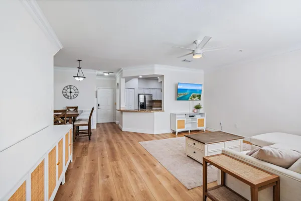 $565,000 | 105 Santiago Drive, Unit 102, Jupiter, FL 33458