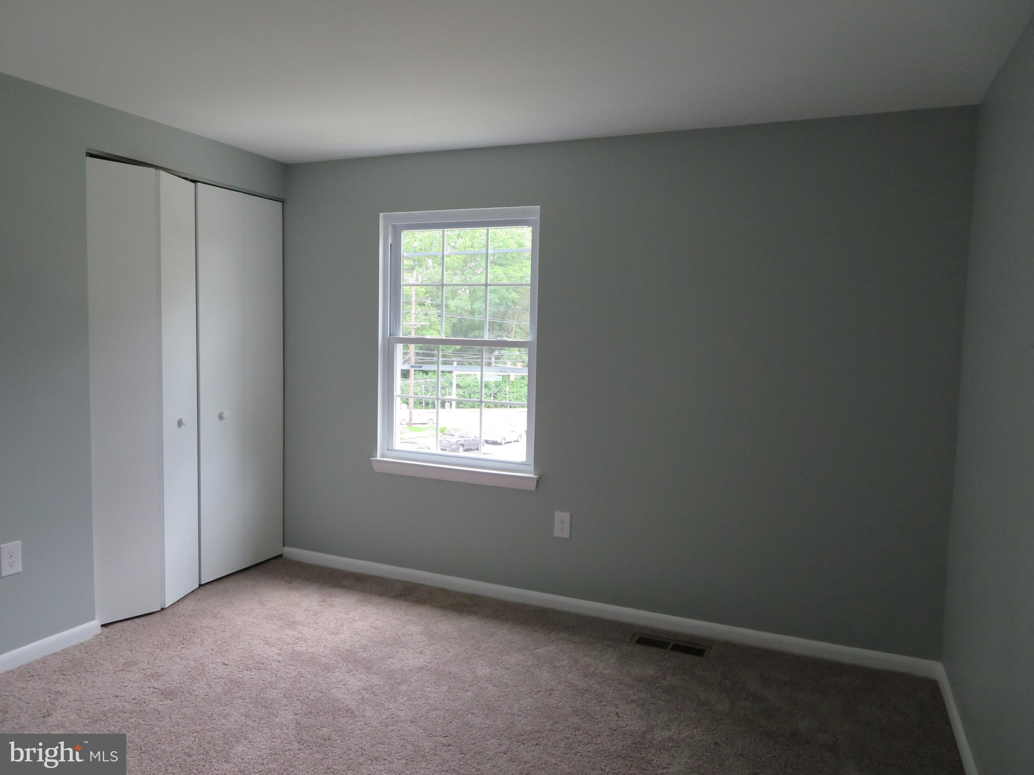 9703 Glen Avenue Silver Spring, MD 20910 - Photo 33 of 36