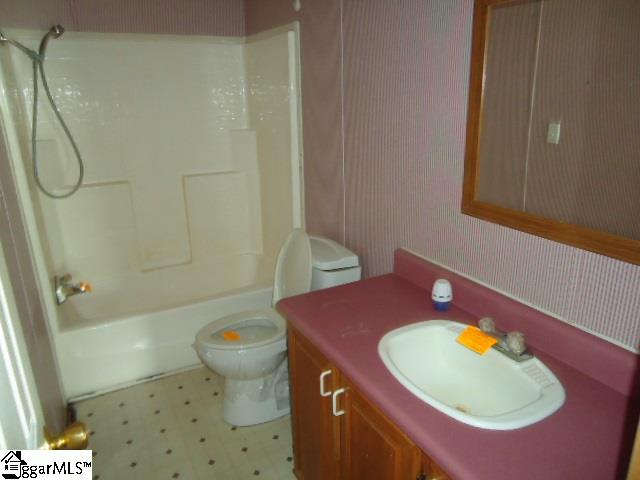 251 Berry Road Pelzer, SC 29669 - Photo 10 of 14
