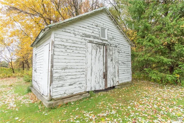 $165,000 | 18433 Ny State Rte 177, Adams, NY 13606